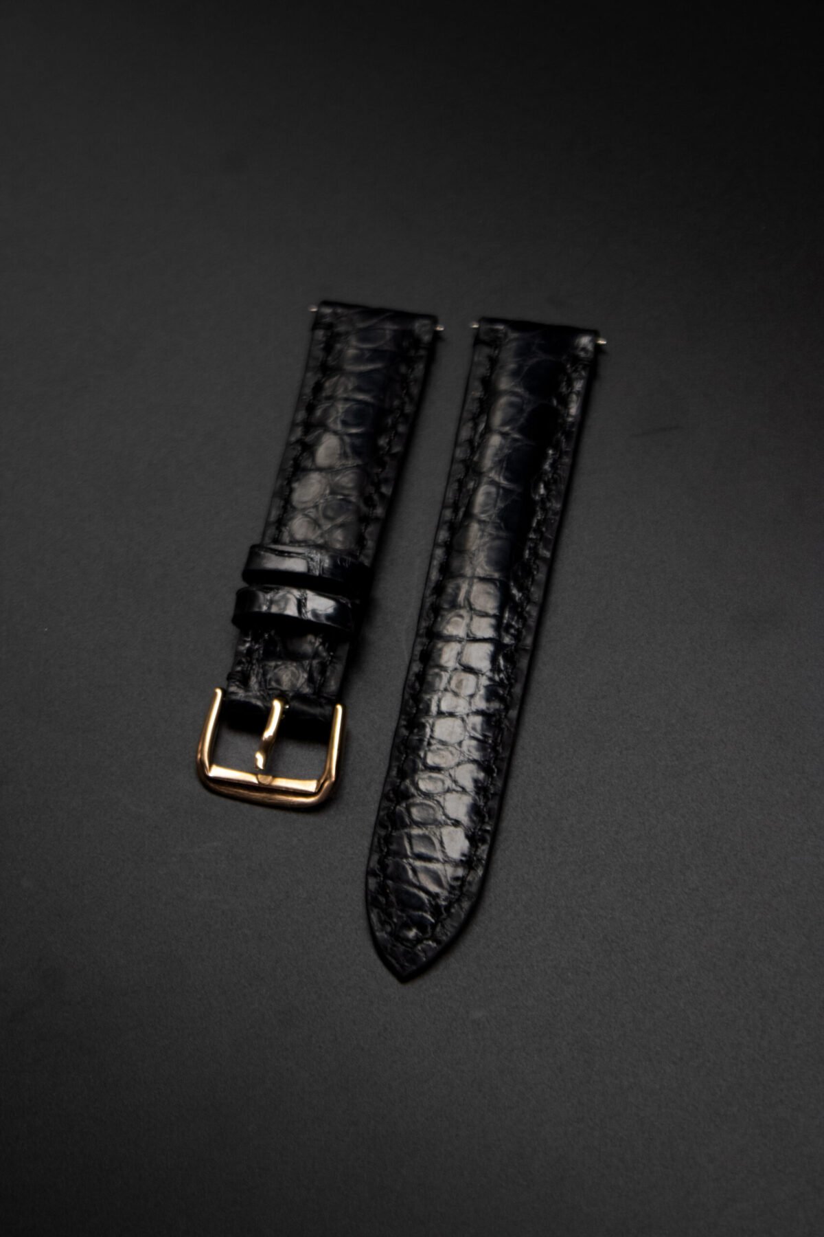 Bracelet en cuir d'Alligator noir